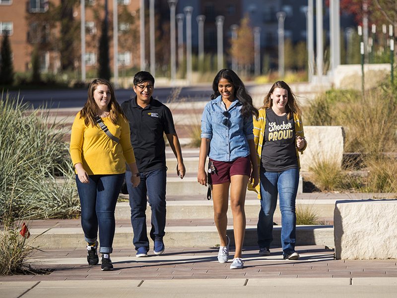 Group of students walking to Bardo Center