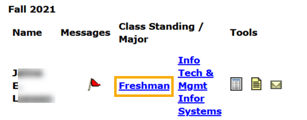 Class standing being highlighted to show which button accesses the degree evaluation for student