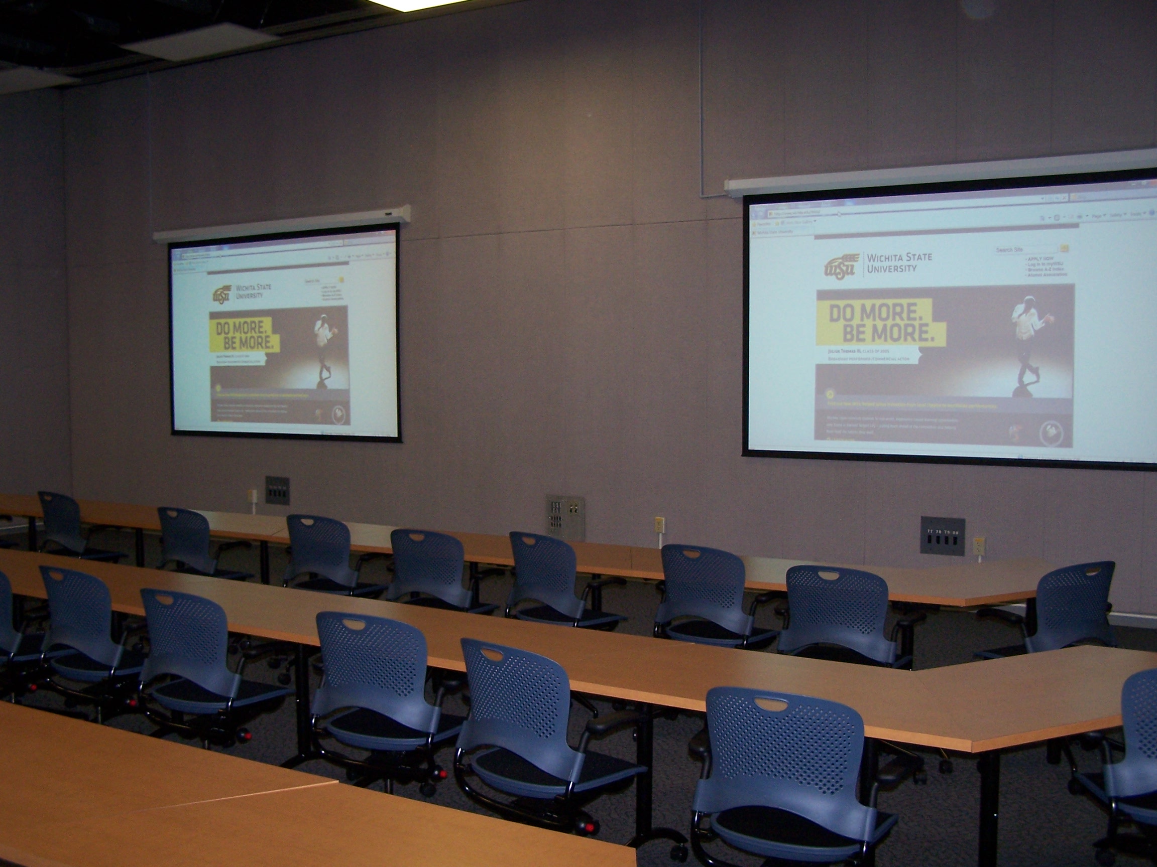 Dual screen 1