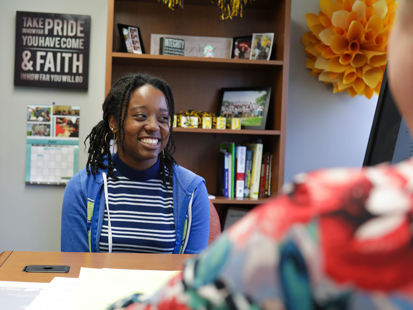 A student at an advising appointment