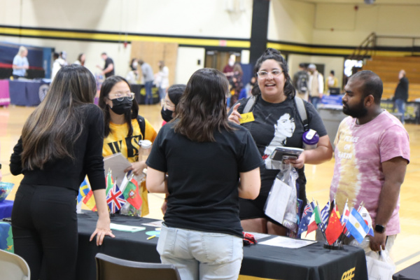 Students at the Wellness Expo