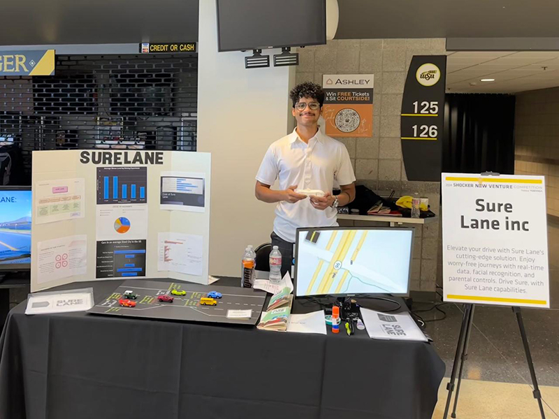 Kaushik Avancha at the Shocker Venture competition.