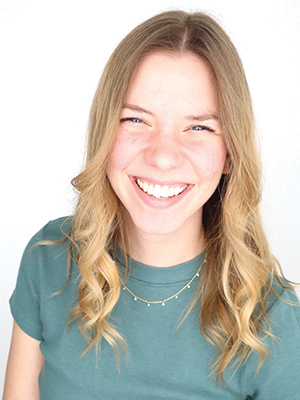 Professional headshot example of Baylor.