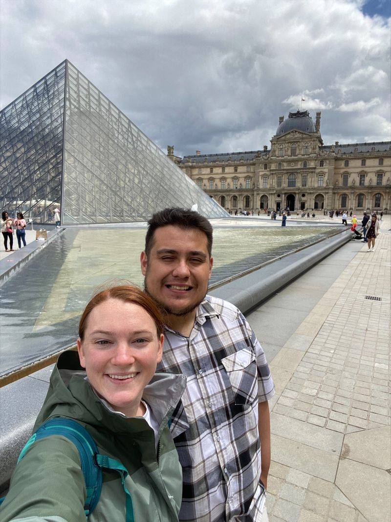 Duo at The Louvre