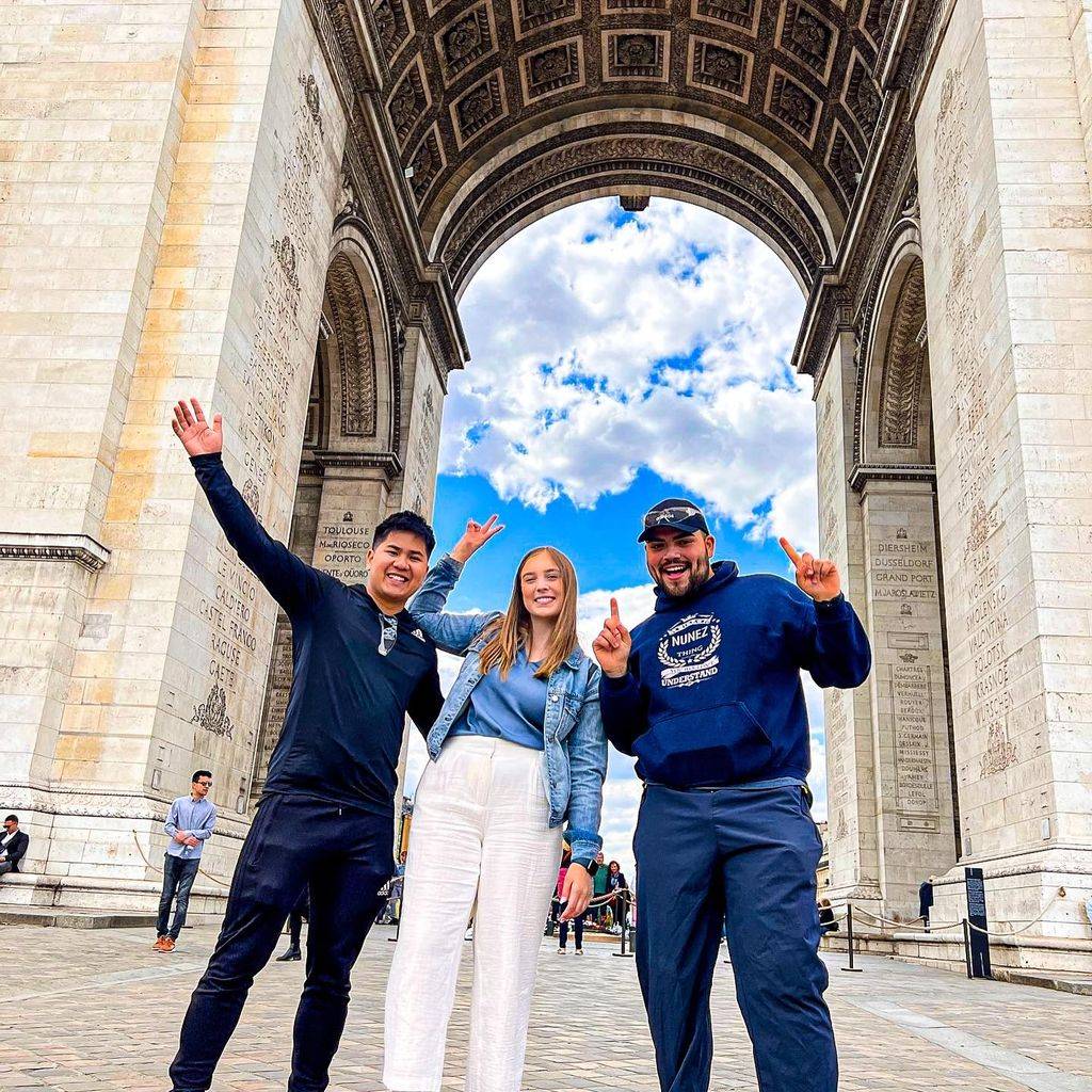 Trio at the Arc de Triomphe