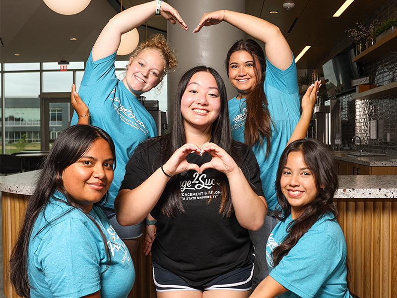Group of students posing for the camera.